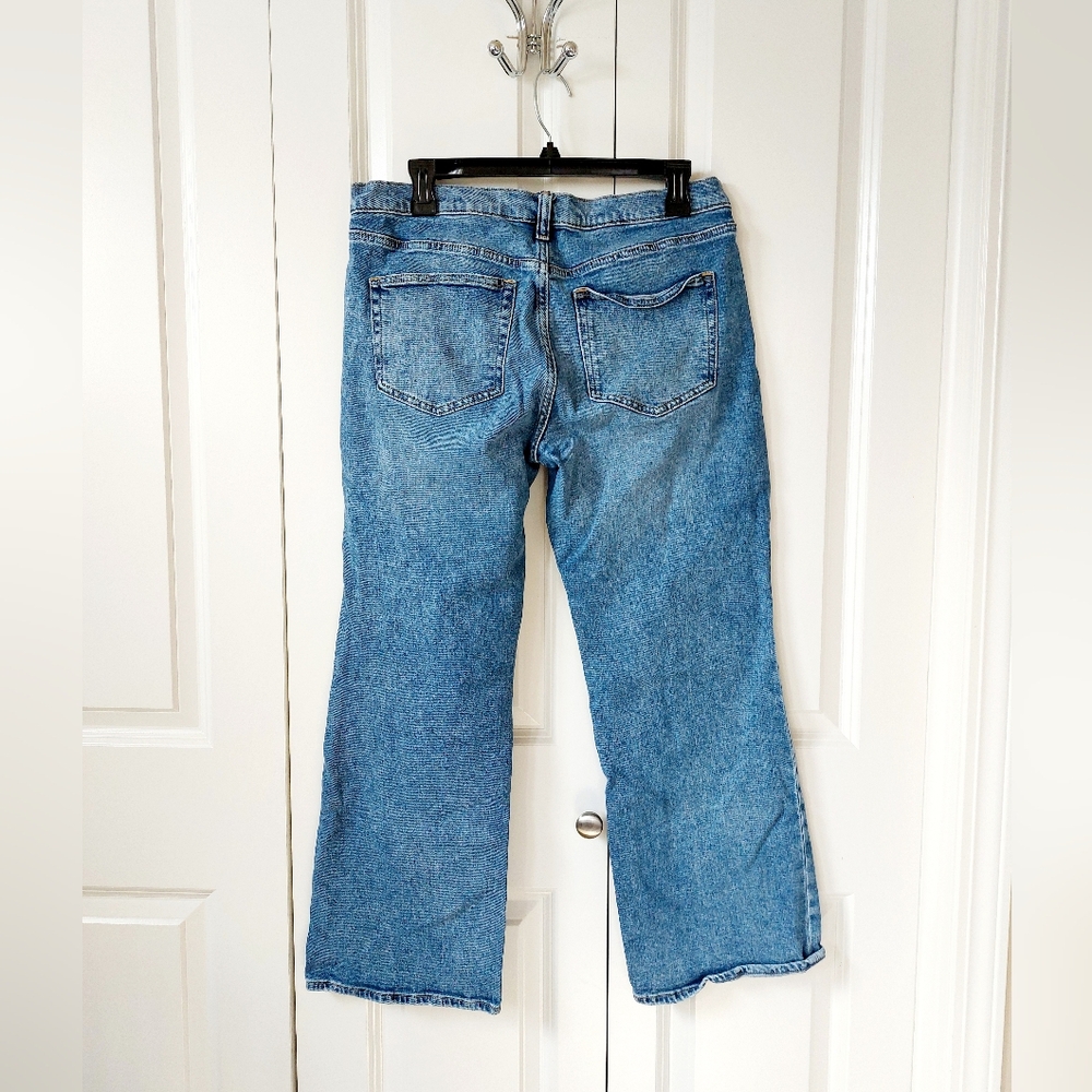 90s Loose Flare Mid Rise Jeans Gap size 30/10S Medium Wash Denim - Picture 3 of 8